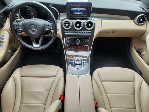 Used 2018 Mercedes-Benz C 300 4MATIC Sedan image 19