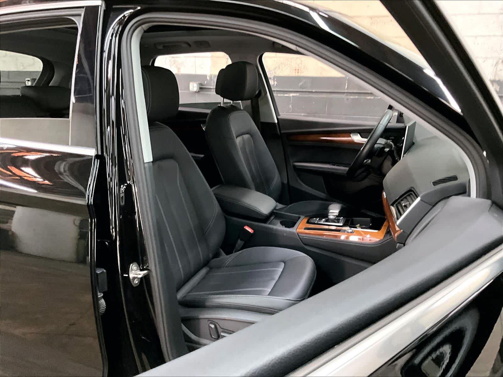 Used 2023 Audi Q5 2.0T Premium Plus AWD/4WD image 11