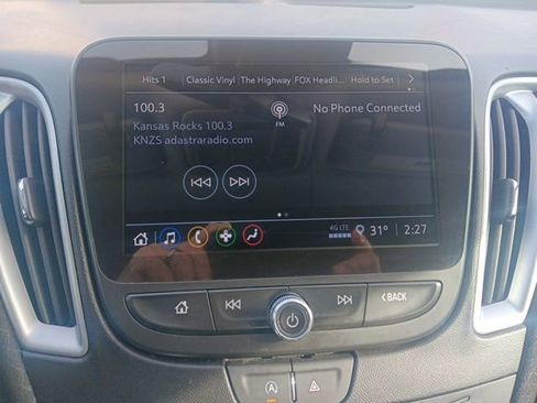 Used 2023 Chevrolet Malibu LT image 37