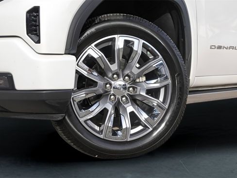 Used 2023 GMC Sierra 1500 Denali w/ Denali Reserve Package image 4