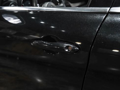 Used 2017 Alfa Romeo Giulia Sprint w/ Cold Weather Package image 41