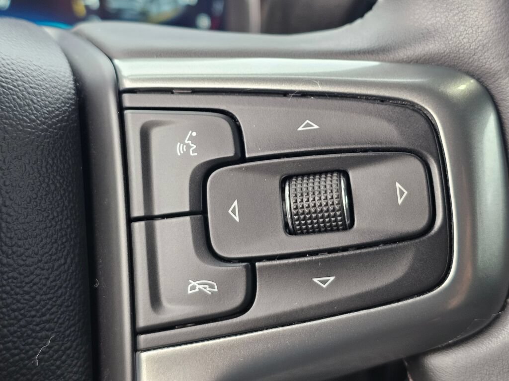 Certified 2023 Chevrolet Silverado 1500 RST w/ Z71 Off-Road Package AWD/4WD image 19