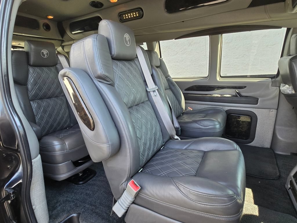 Used 2022 Chevrolet Express 2500 Extended w/ Enhanced Convenience Package RWD image 35