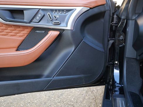 Used 2021 Jaguar F-TYPE R image 64