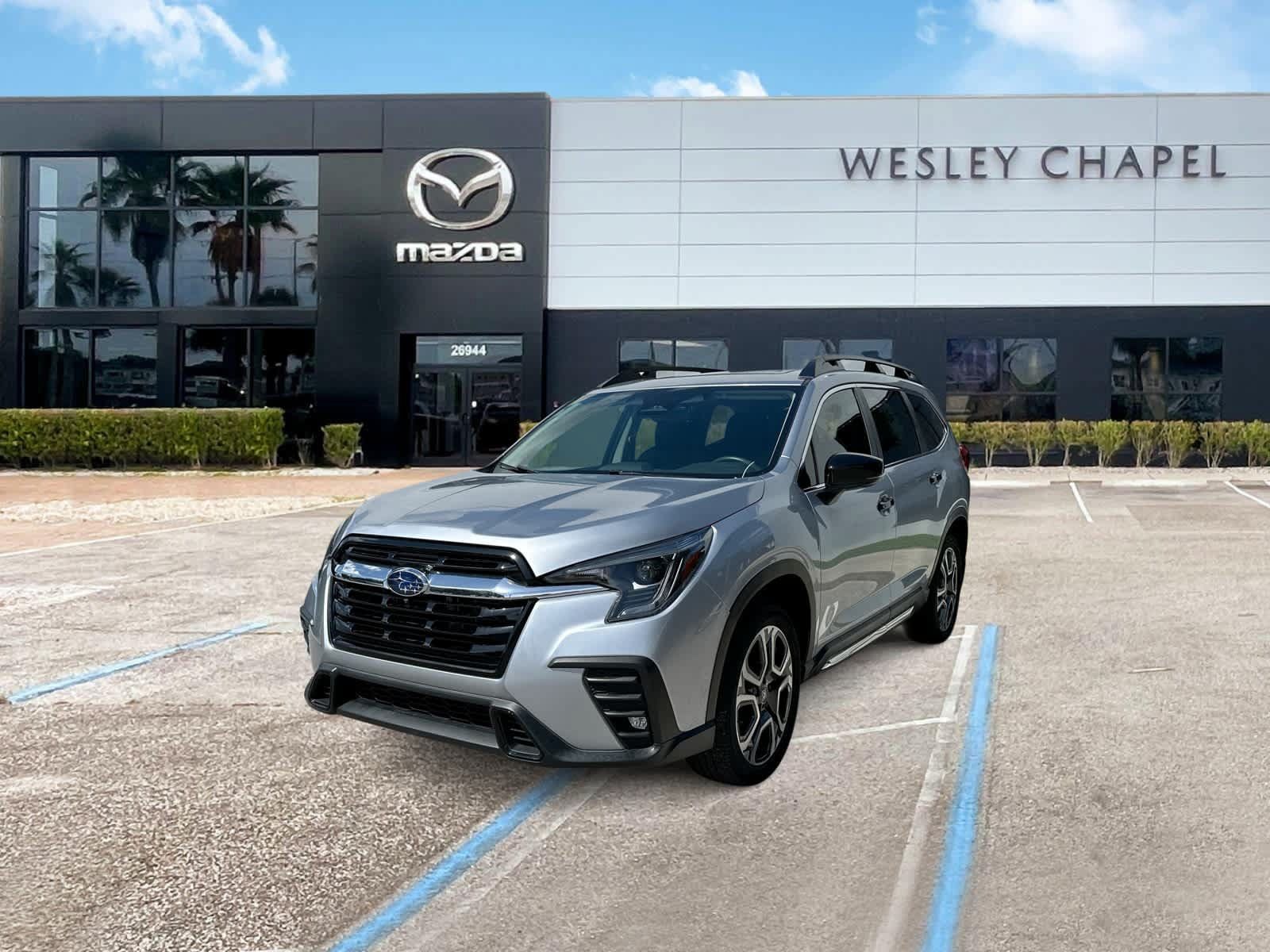 Used 2025 Subaru Ascent Limited AWD/4WD image 1