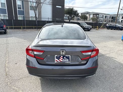 Used 2019 Honda Accord image 5