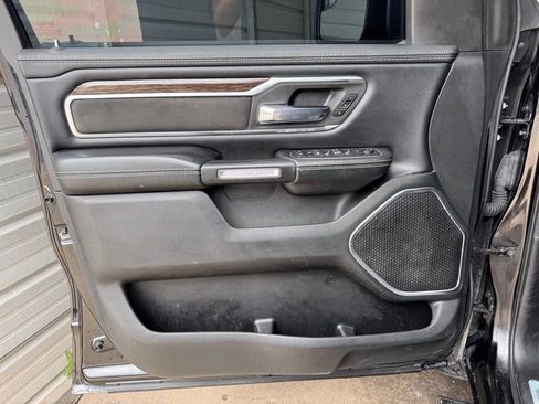 Used 2020 RAM 1500 Laramie AWD/4WD image 22
