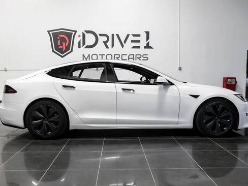 Used 2023 Tesla Model S image 11