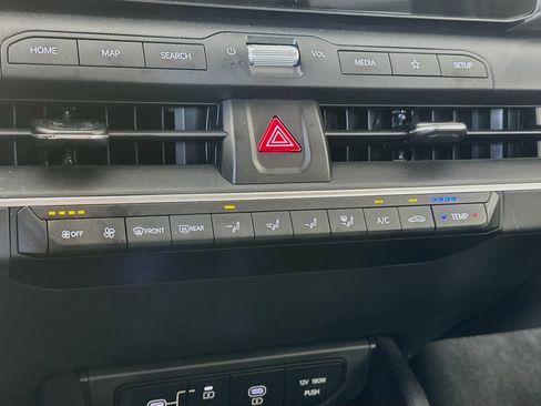 Used 2025 Kia K4 FWD image 23