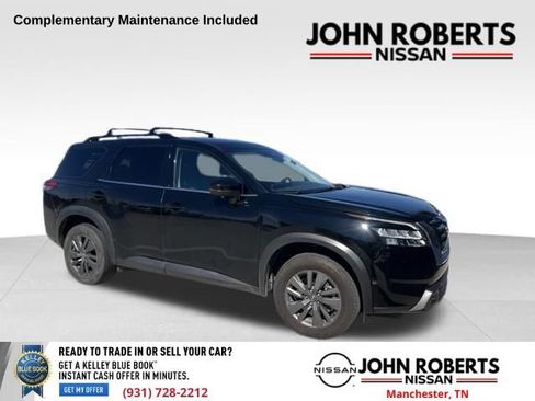 Used 2023 Nissan Pathfinder SV FWD image 1