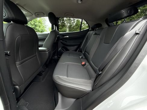 New 2026 Buick Encore GX Preferred w/ Comfort Package FWD image 25