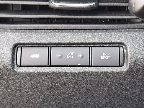 Used 2025 Nissan Altima 2.5 SV image 26