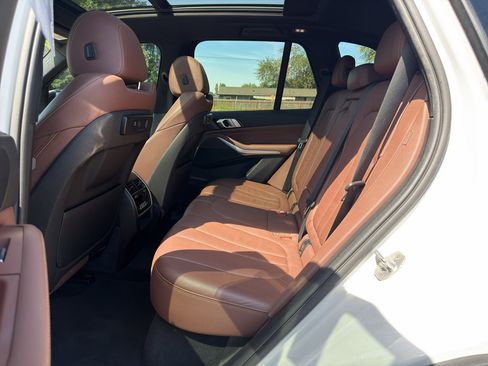 Used 2019 BMW X5 xDrive40i w/ Premium Package 2 AWD/4WD image 16