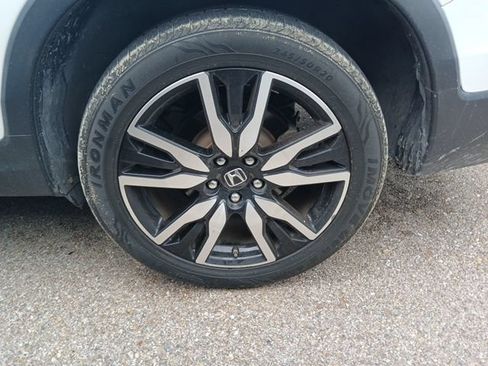 Used 2020 Honda Pilot Touring image 9