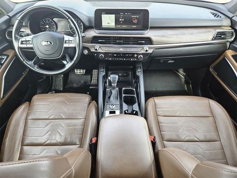 Used 2021 Kia Telluride SX w/ SX Prestige Package image 9
