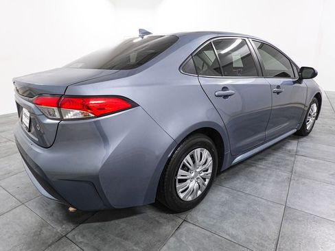 Used 2021 Toyota Corolla L image 6