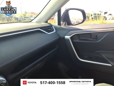 Used 2025 Toyota RAV4 LE AWD/4WD image 24