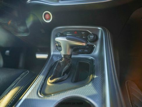 Used 2017 Dodge Challenger SRT Hellcat image 27