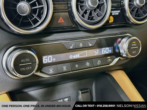 Certified 2025 Nissan Sentra SV w/ SV Premium Package FWD image 15