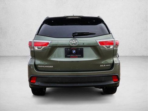 Used 2016 Toyota Highlander XLE image 6