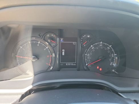 Used 2021 Toyota 4Runner SR5 Premium w/ Moonroof Package AWD/4WD image 37