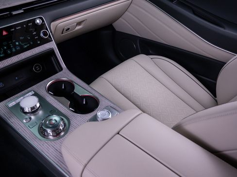 New 2026 Genesis GV80 2.5T Prestige AWD/4WD image 29