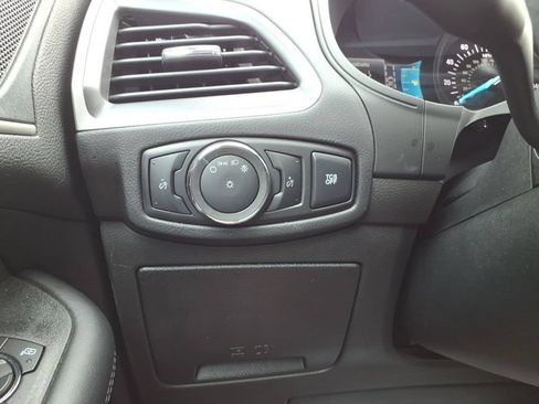 Certified 2024 Ford Edge SEL AWD/4WD image 14
