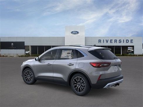 New 2025 Ford Escape SE w/ PHEV Premium Package image 4
