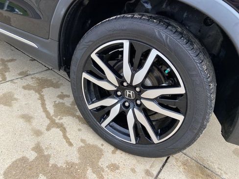 Used 2021 Honda Pilot Touring image 30