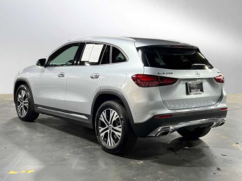 Used 2025 Mercedes-Benz GLA 250 4MATIC image 6