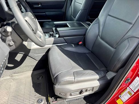 Used 2023 Toyota Sequoia Platinum AWD/4WD image 16