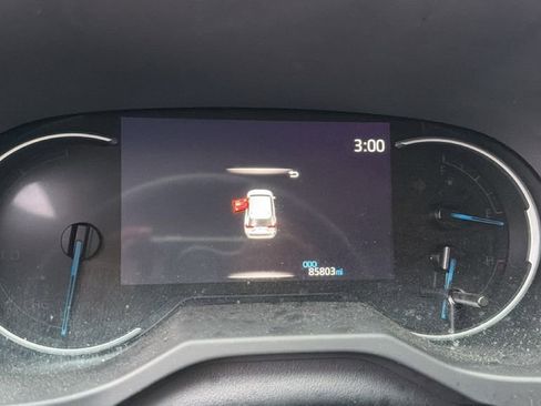 Used 2023 Toyota RAV4 XLE w/ Convenience Package image 16