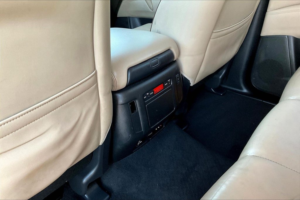Used 2017 Nissan Armada Platinum RWD image 21