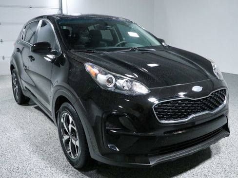 Used 2022 Kia Sportage LX FWD image 5