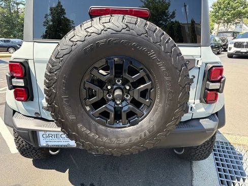 Used 2024 Ford Bronco Raptor w/ Interior Carbon Fiber Pack 6 AWD/4WD image 33