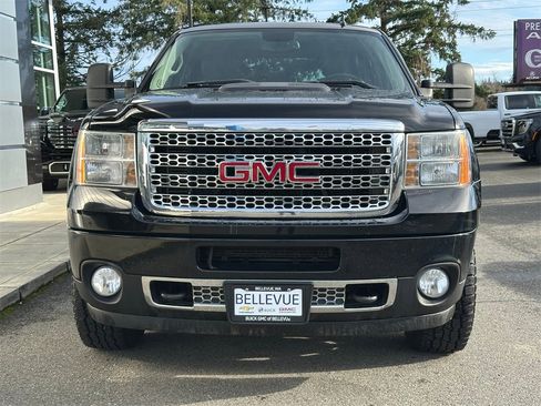 Used 2011 GMC Sierra 3500 Denali image 38