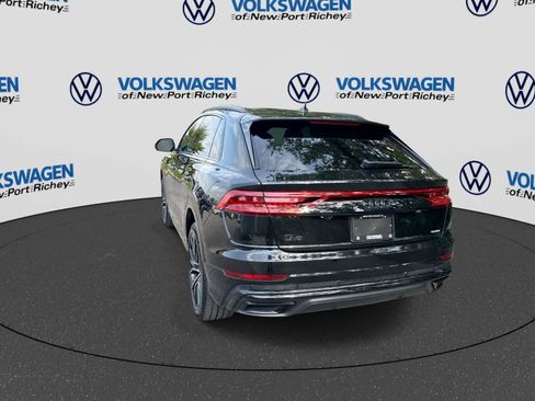 Used 2022 Audi Q8 Prestige w/ Prestige Package AWD/4WD image 12