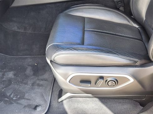 Used 2023 Jeep Wagoneer Series II image 8