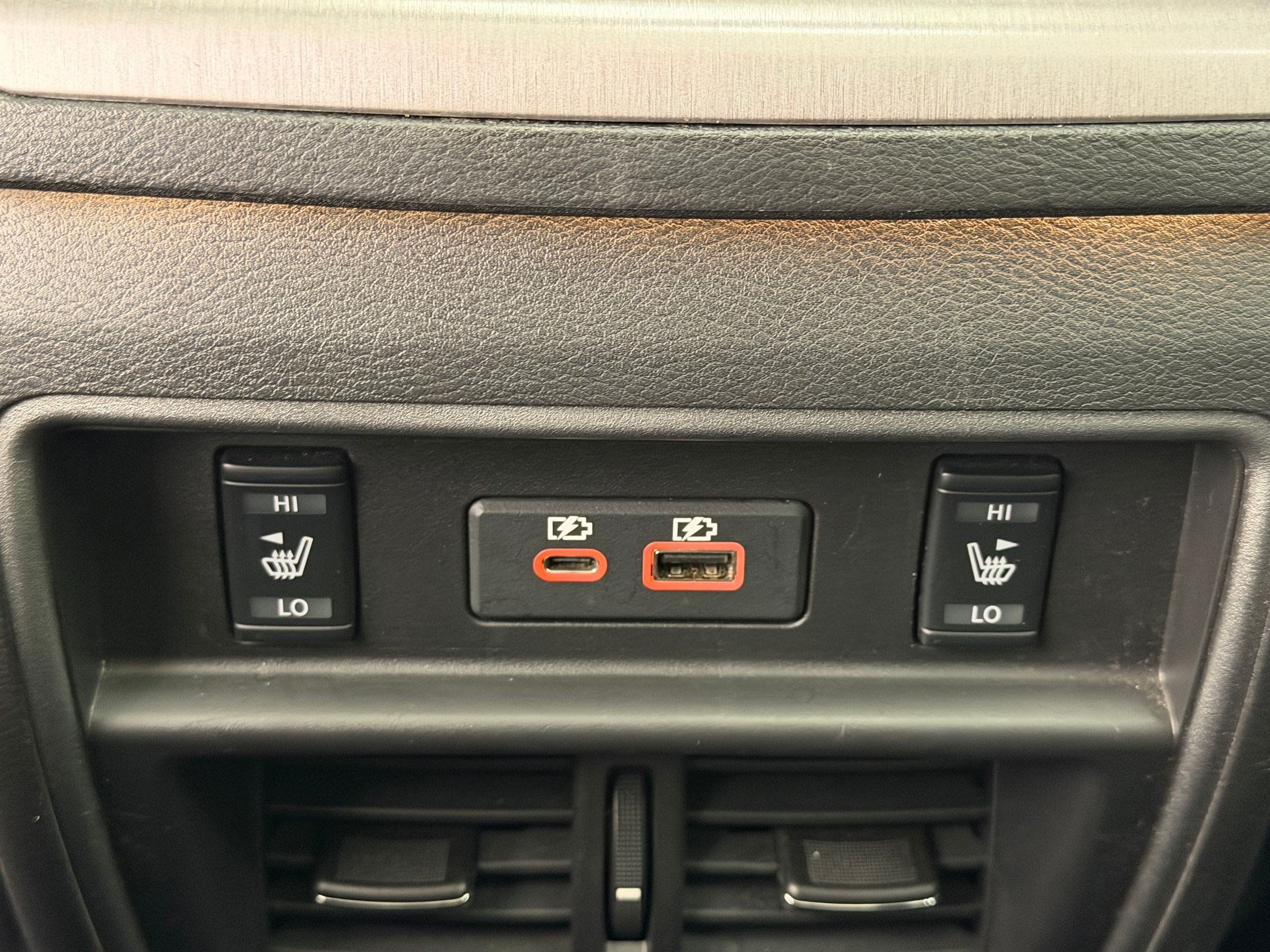 Used 2023 Nissan Murano SL w/ SL Moonroof Package FWD image 18