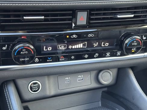 Used 2023 Nissan Rogue SL w/ SL Premium Package AWD/4WD image 21