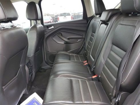 Used 2017 Ford Escape Titanium image 23