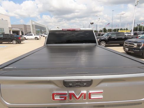Used 2024 GMC Sierra 2500 AT4 AWD/4WD image 14