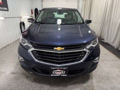 Used 2018 Chevrolet Equinox LS image 2