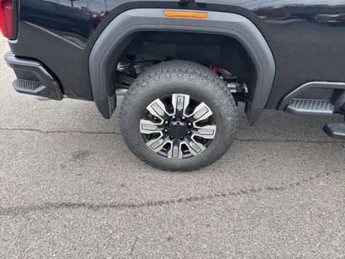 New 2026 GMC Sierra 2500 Denali w/ Denali Reserve Package image 9