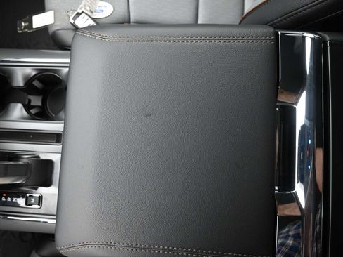 New 2025 Ford F150 Lariat w/ Equipment Group 502A High image 44