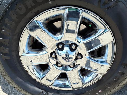Used 2014 Ford F150 XLT w/ XLT Chrome Package AWD/4WD image 11