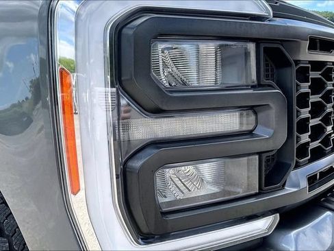 Used 2023 Ford F250 Lariat w/ Lariat Ultimate Package AWD/4WD image 31