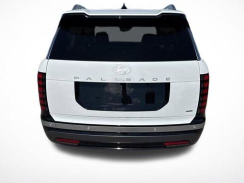 Used 2026 Hyundai Palisade Limited image 7