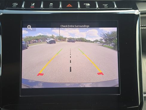 Certified 2025 Jeep Grand Cherokee L Laredo image 3