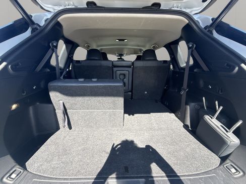 Used 2025 Mitsubishi Outlander SE FWD image 33